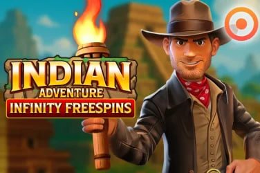 Filipino player installing games online app on Android mobile phone
